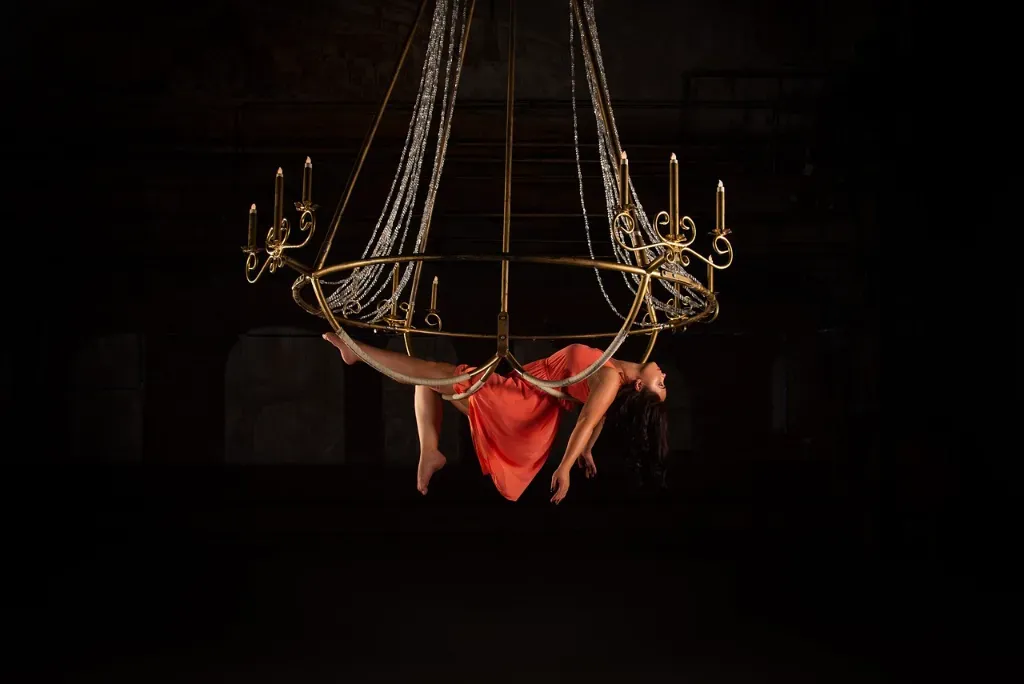 Aerial hoop